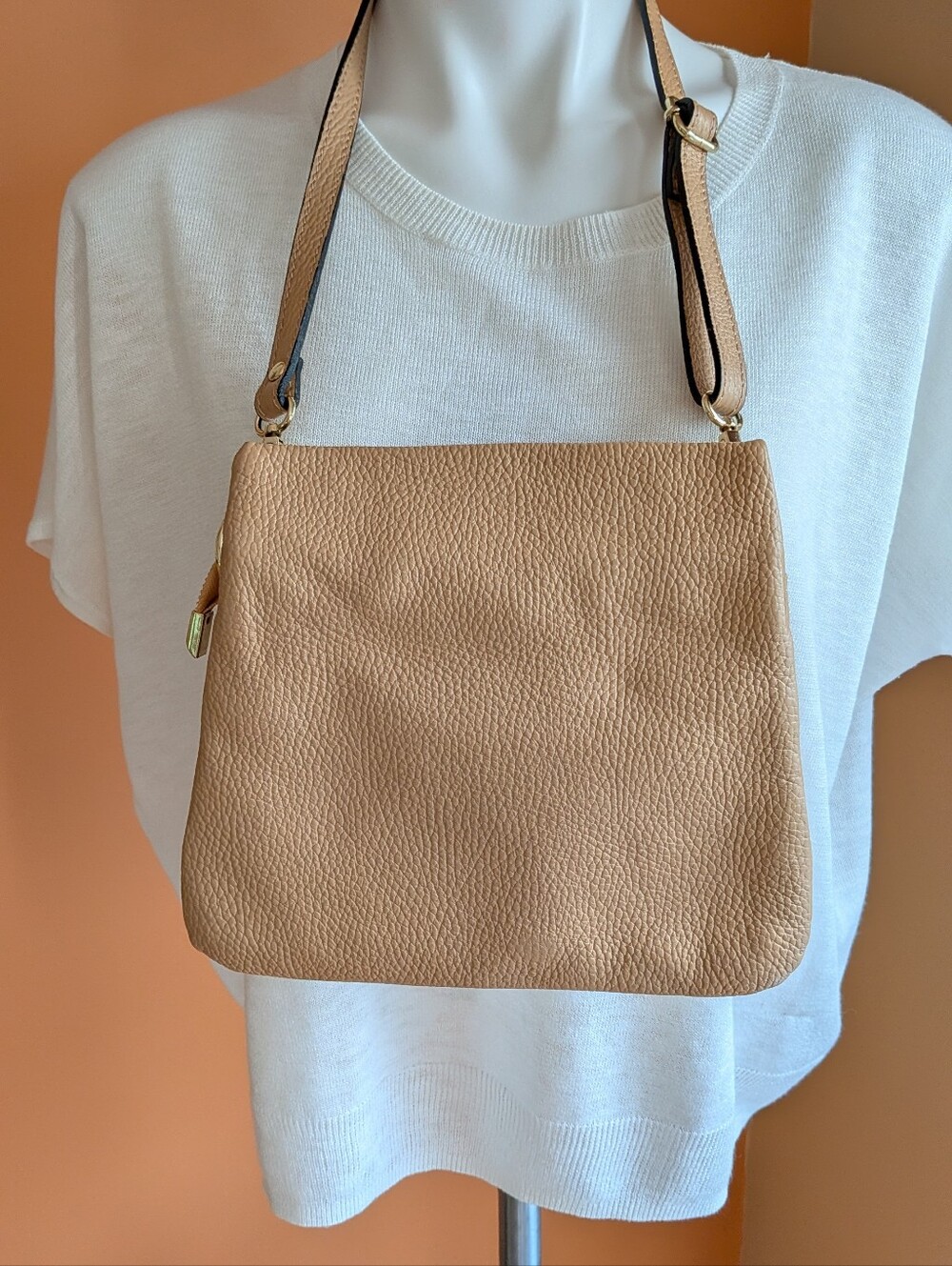 Debbie Katz Womens Beige Leather Crossbody Bag - Neutral Everyday Style